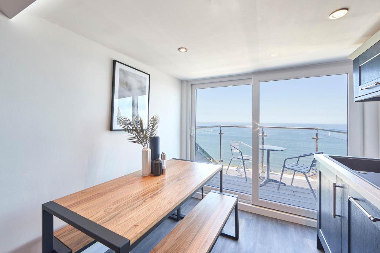 Host & - Pier View Penthouse *